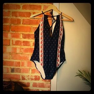 Cupshe One Piece Bathing Suit - great pattern!